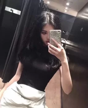 前山性感小姐姐