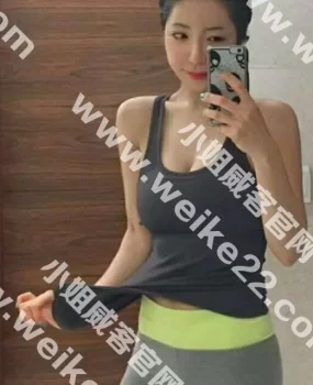 在南宁东葛路约到一个36E大奶骚货